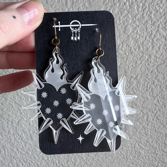 Spikey Hearts Drop Earrings - Picture 2 of 4